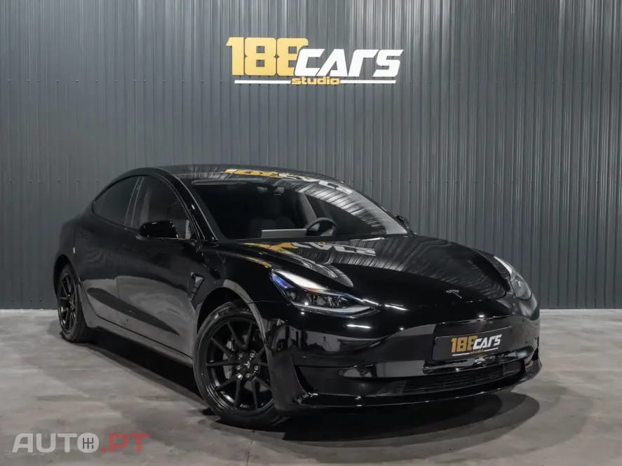 Tesla Model 3 Standard Range Plus RWD