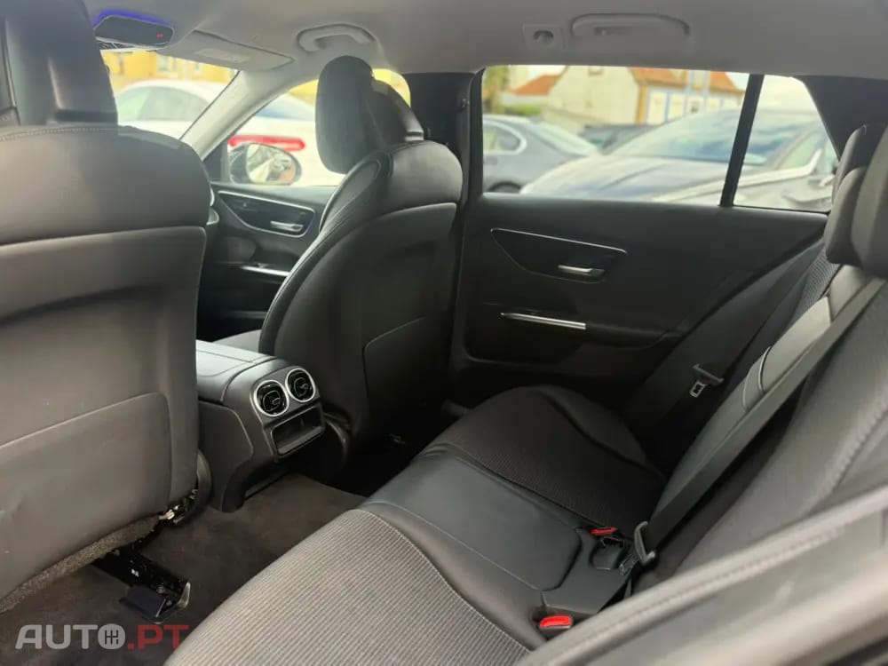 Mercedes-Benz C 200 d 9G-TRONIC Avantgarde Advanced