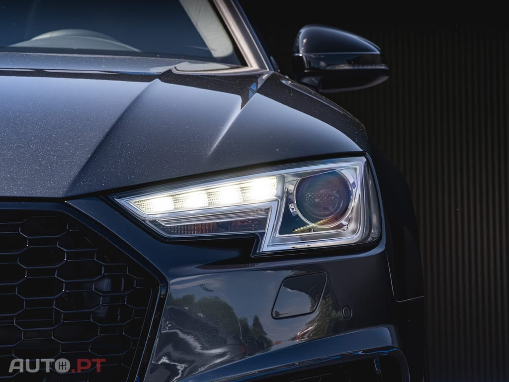 Audi A4 2.0 TDI S-line S tronic