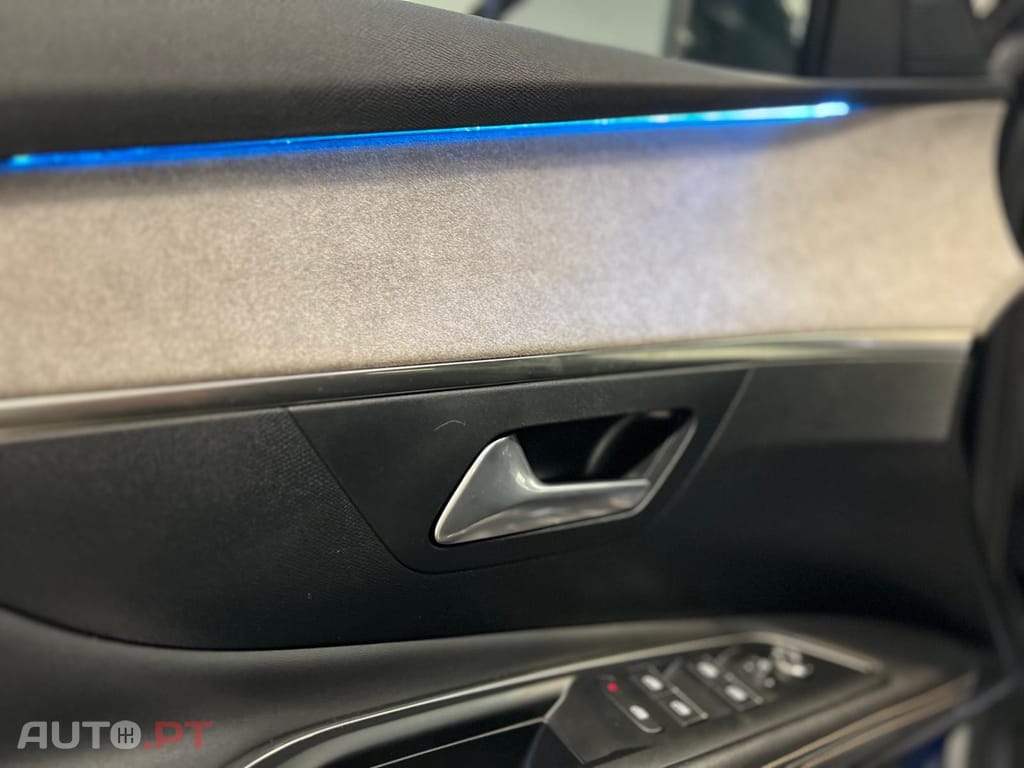 Peugeot 3008 1.6 Hybrid GT Pack e-EAT8