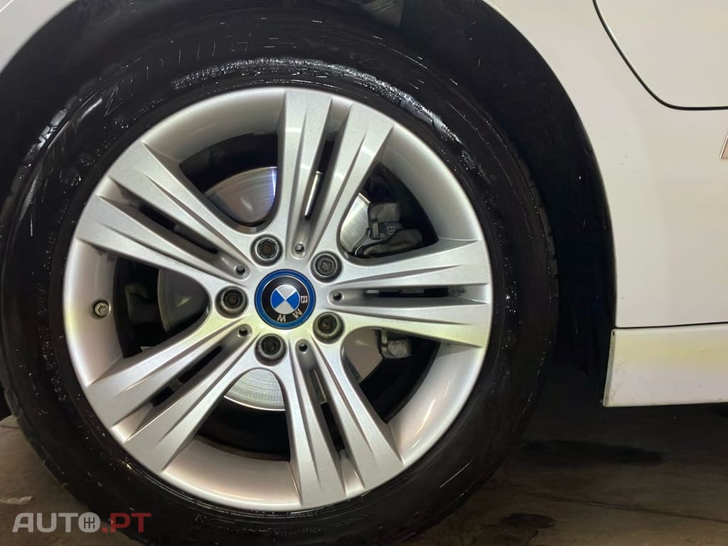 BMW 330 E iPerformance Line Sport