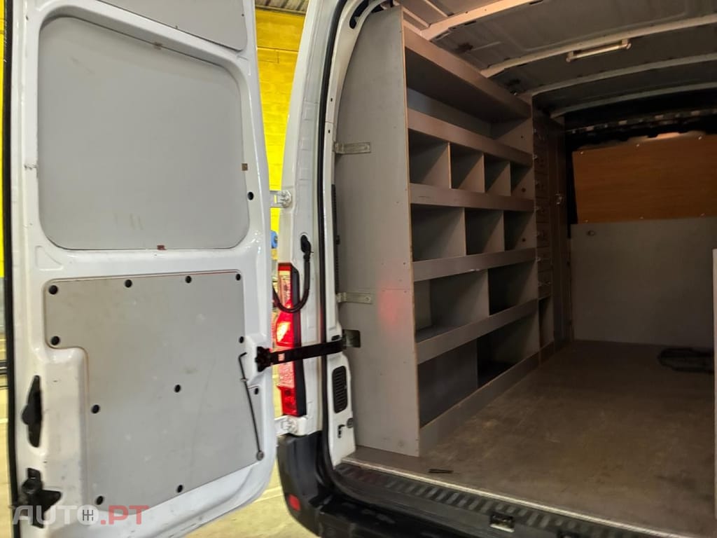 Renault Master 2.3 dCi L2H2 3.5T Grand Confort