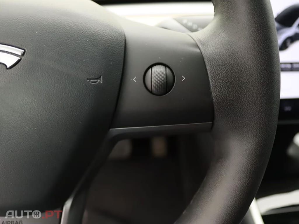 Tesla Model 3 Long-Range AWD I.V.A DEDUTÍVEL