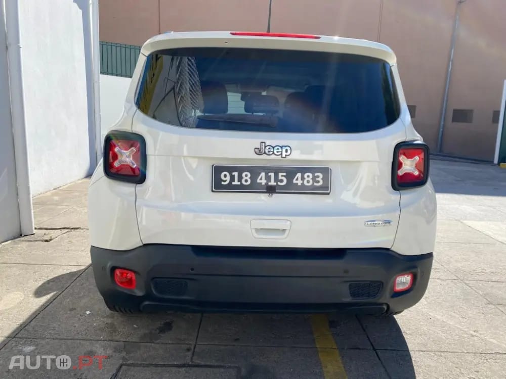 Jeep Renegade 1.6 MJD Sport — fotografia 6