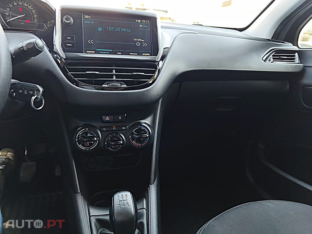 Peugeot 208 1.5 BlueHDi Active