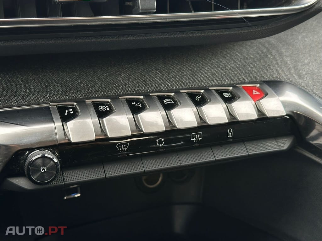 Peugeot 3008 1.5 BlueHDi Allure