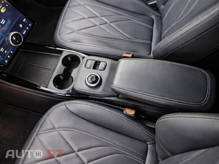 Ford Mustang Mach-E Standard