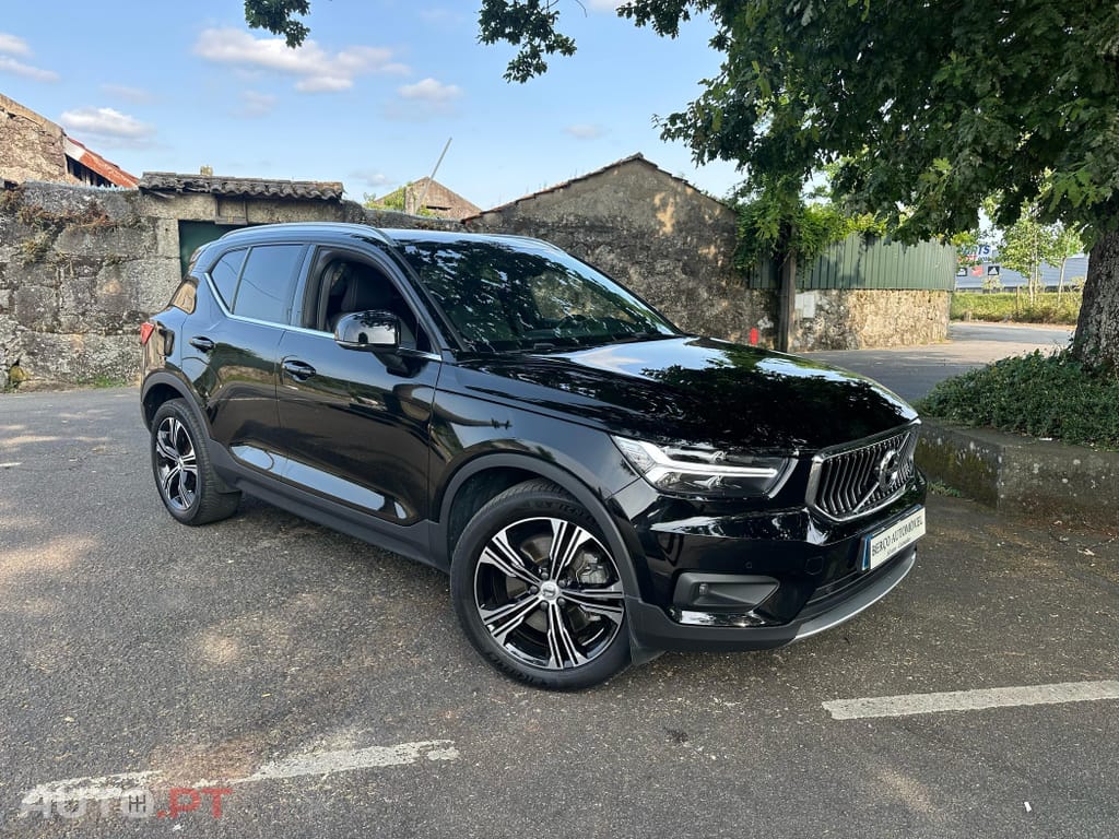 Volvo XC40 1.5 T5 PHEV Plus Dark