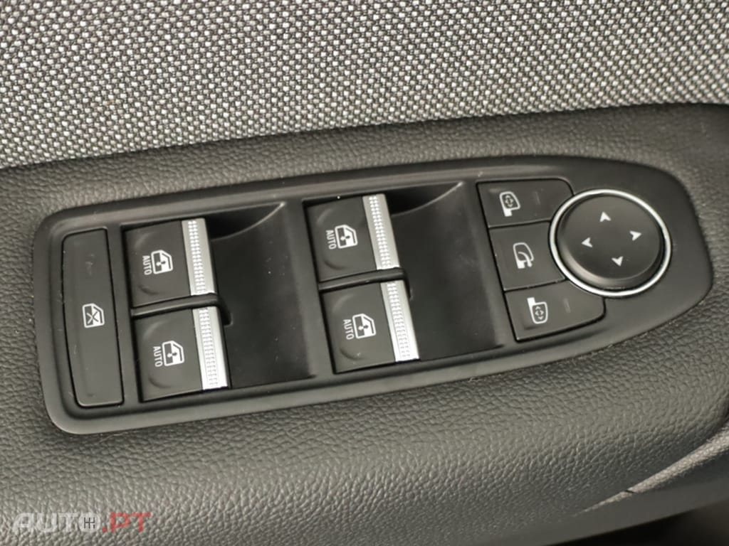 Renault Captur Captur 1.0 TCe Techno Bi-Fuel