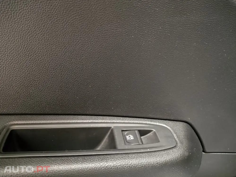 Renault Clio 1.0 TCe Evolution Bi-Fuel