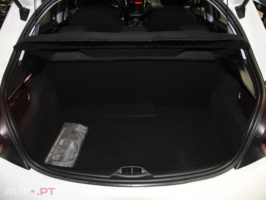 Peugeot 208 1.6 BlueHDi