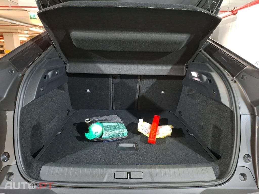 Peugeot E-3008 73 kWh Allure