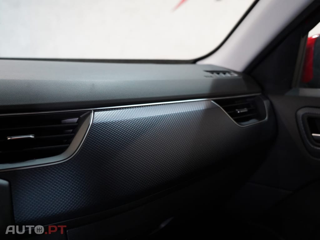 Renault Arkana 1.6 E-Tech Business