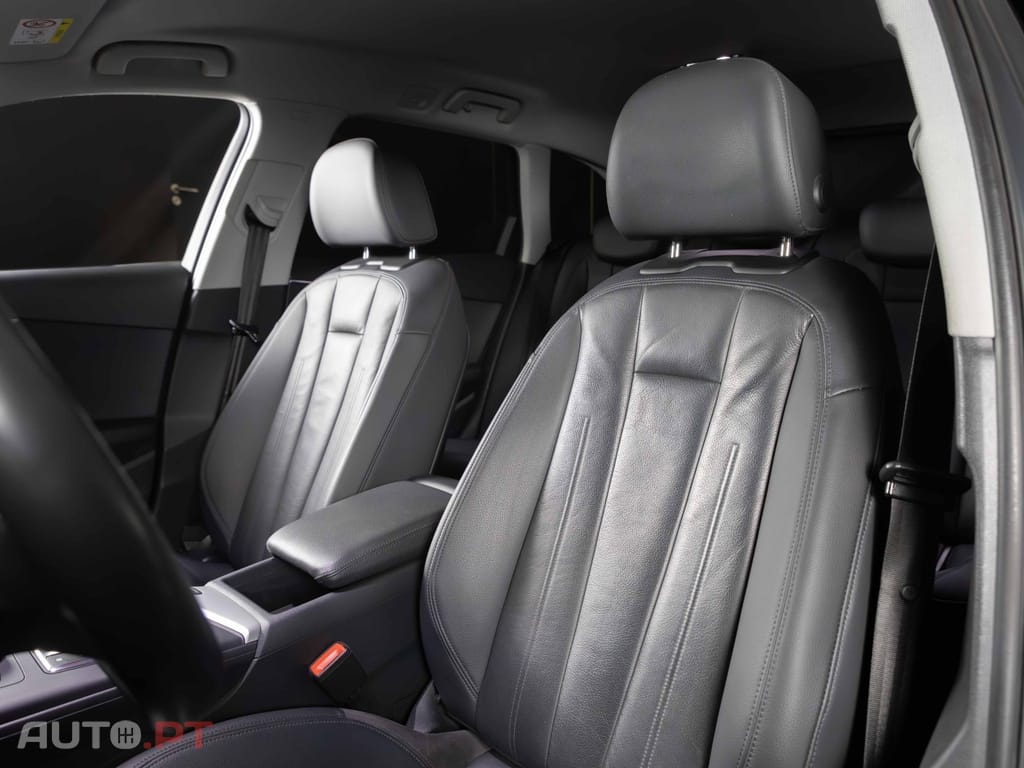 Audi A4 Avant 2.0 TDI Look RS4