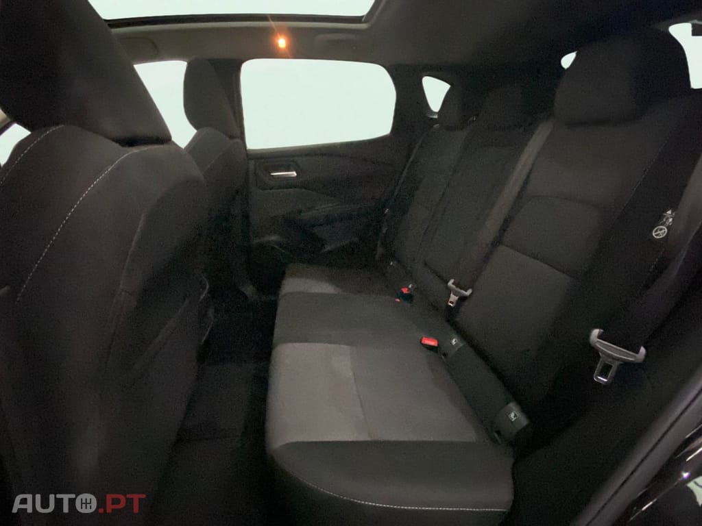 Nissan Qashqai 1.3 DIG-T N-Connecta LED