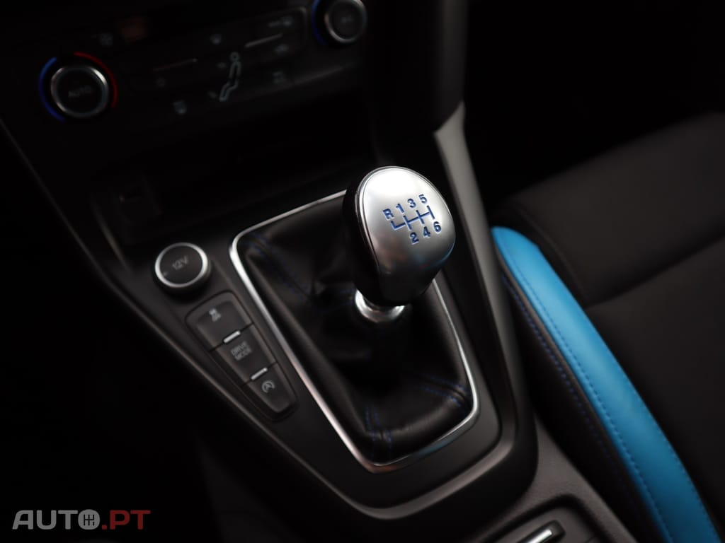 Ford Focus 2.3 EcoBoost RS Pack Performance