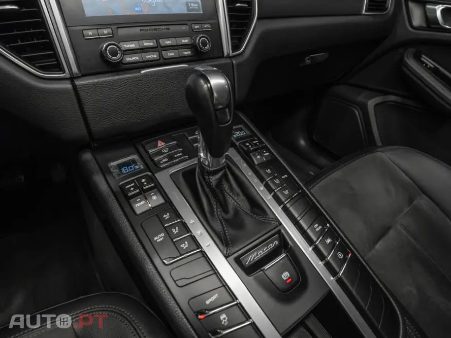Porsche Macan PDK