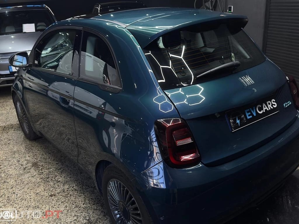 Fiat 500e 42 kWh Icon