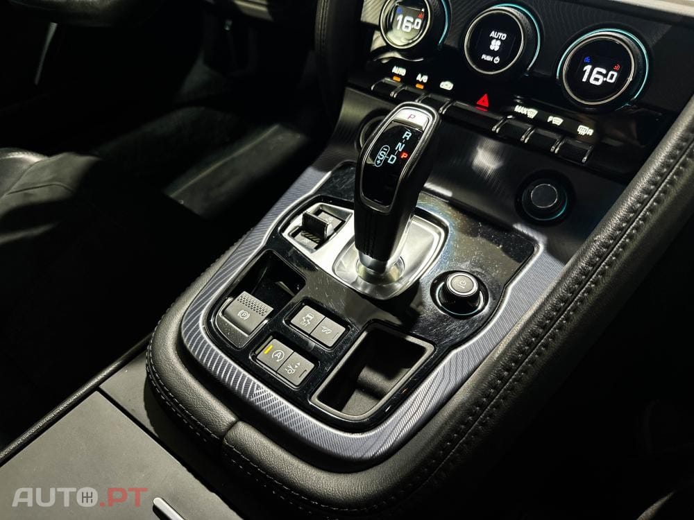 Jaguar F-Type P300 Aut. R-Dynamic Black