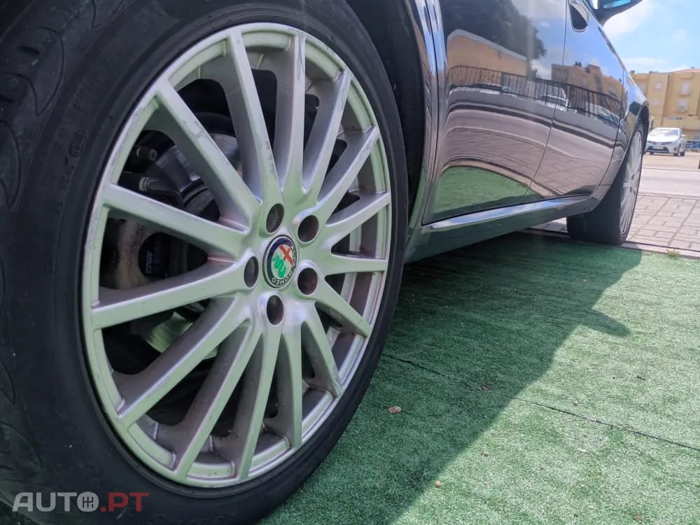 Alfa Romeo 159 1.9 JTDM 16V Sportiva
