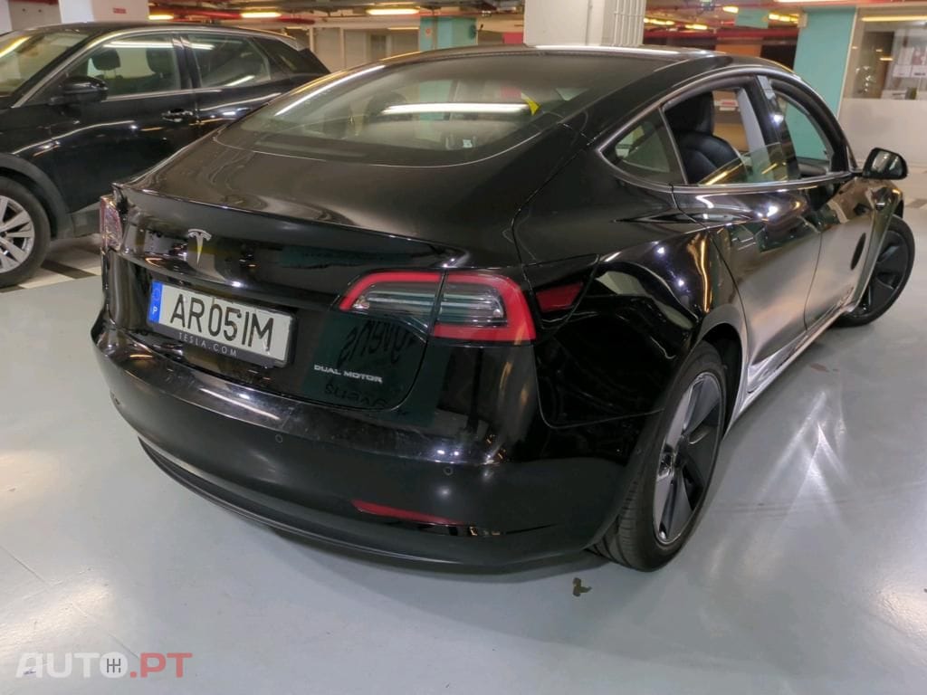 Tesla Model 3 Long-Range Dual Motor AWD