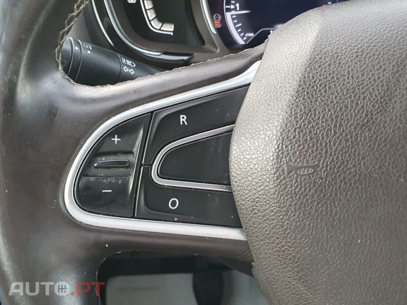 Renault Espace Outro