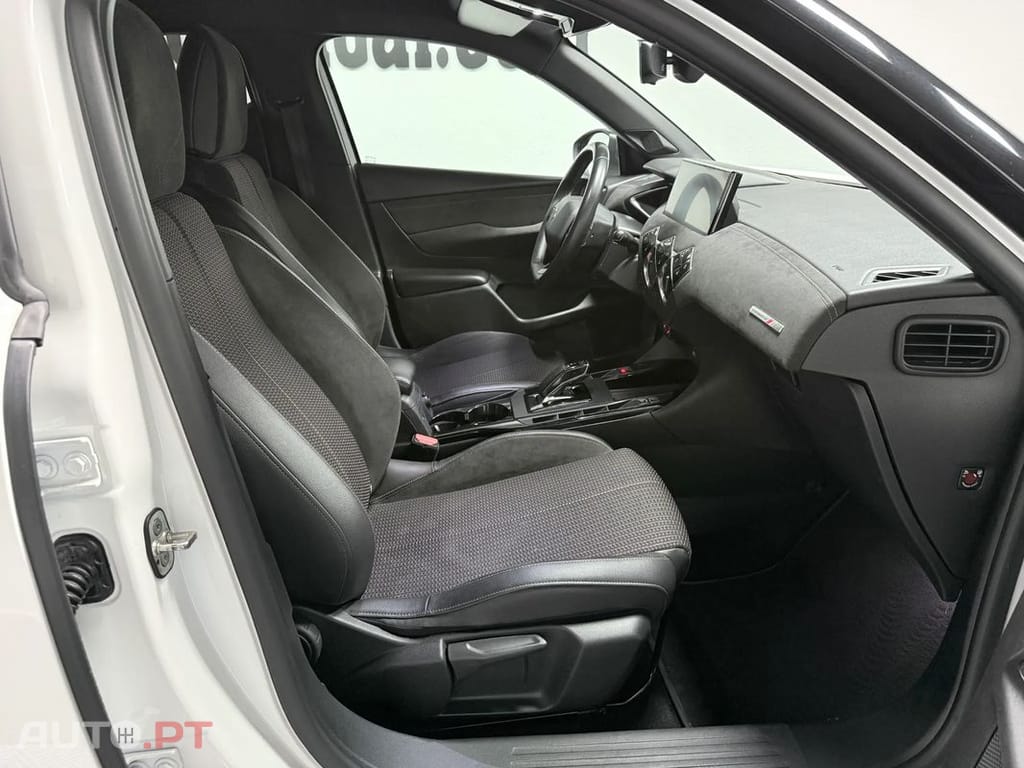 DS DS3 Crossback E-TENSE PERFORMANCE LINE +