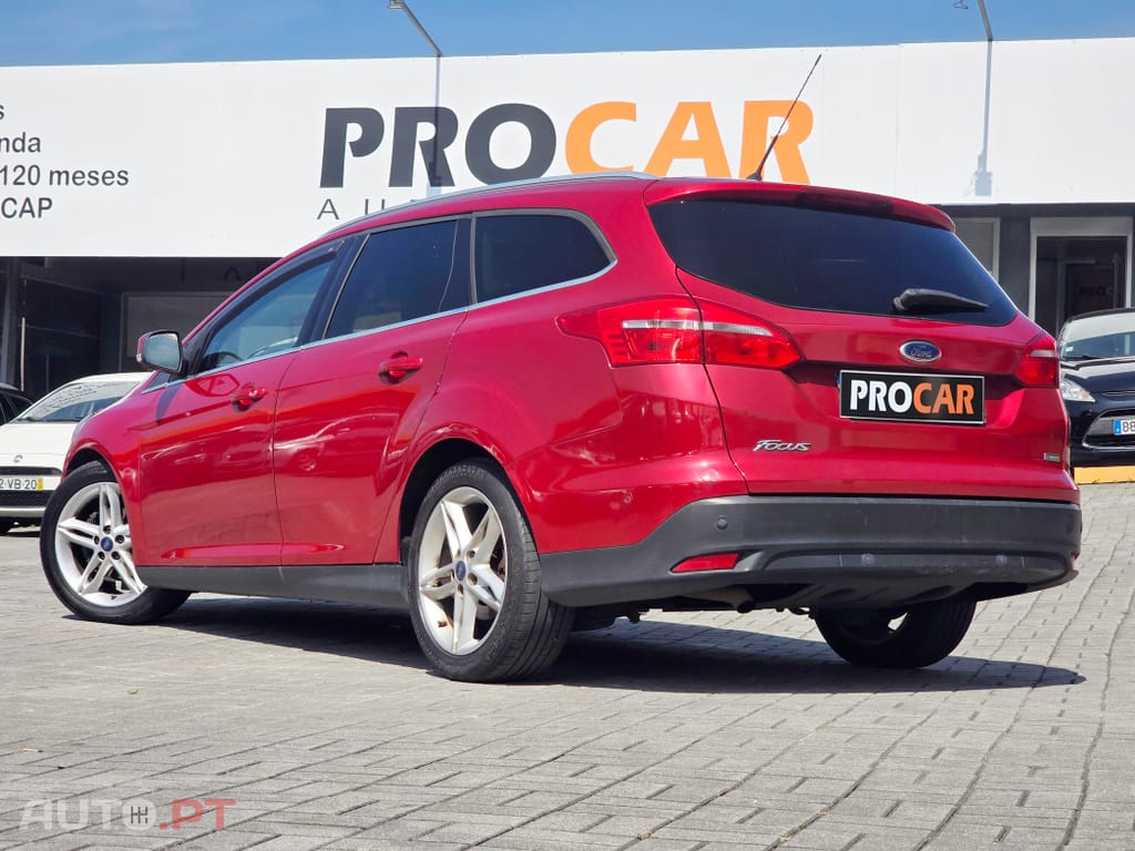 Ford Focus SW 1.0 SCTi Titanium