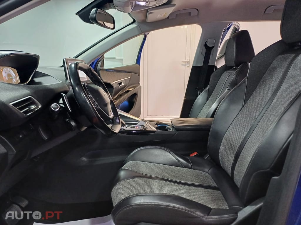 Peugeot 3008 1.5 BlueHDi Allure EAT8