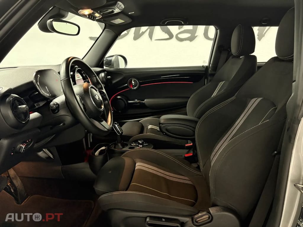 MINI Cooper Cooper SE S