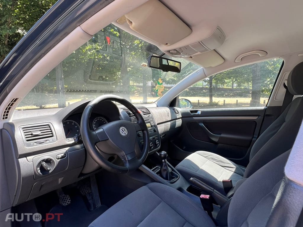 Volkswagen Golf 1.4 FSi Confortline