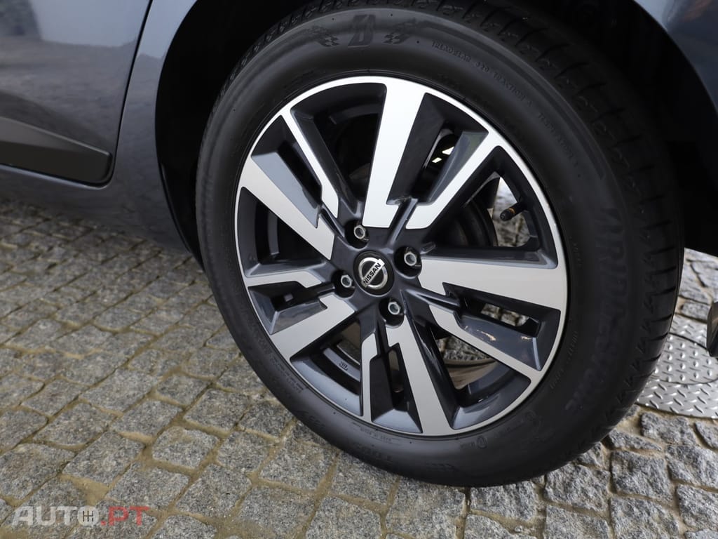Nissan Micra 1.0 IG-T N-Design Black P: Navy CVT