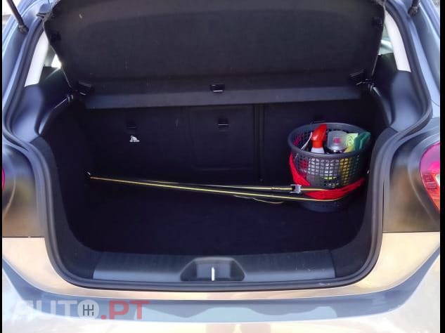 Mercedes-Benz 180 A180D