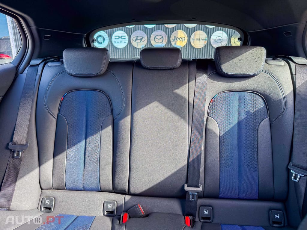 BMW 116 d Pack Desportivo M