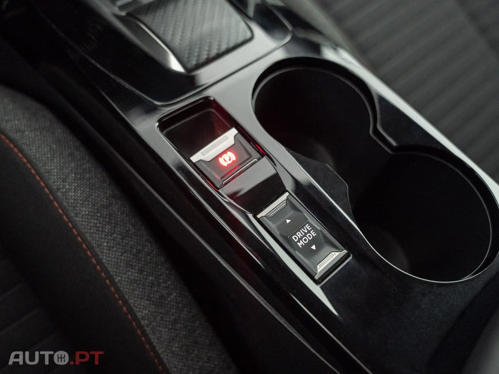 Peugeot E-208 50 kWh Active