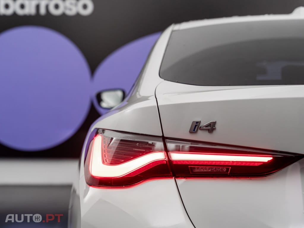 BMW i4 eDrive40 Pack Desportivo M