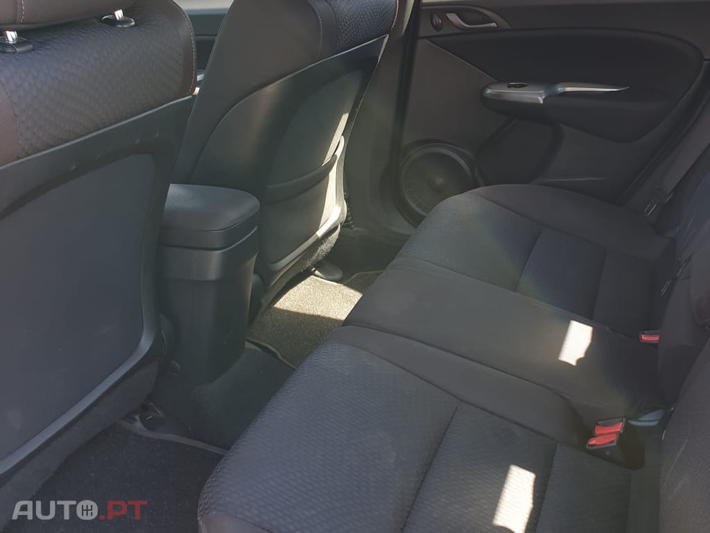 Honda Civic 1.4 i-VTEC Elegance