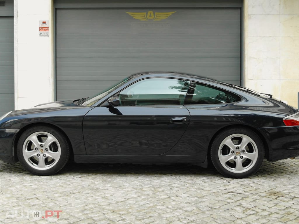 Porsche 996 Carrera Coupé