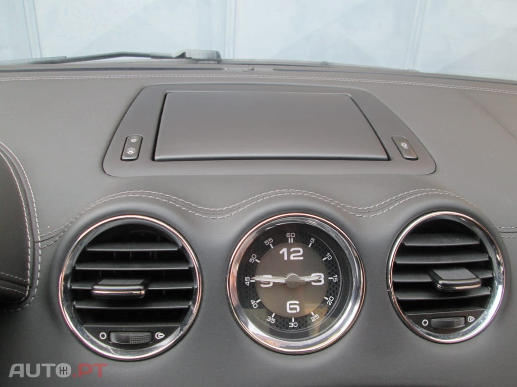Peugeot RCZ 2.0 HDI  163CV