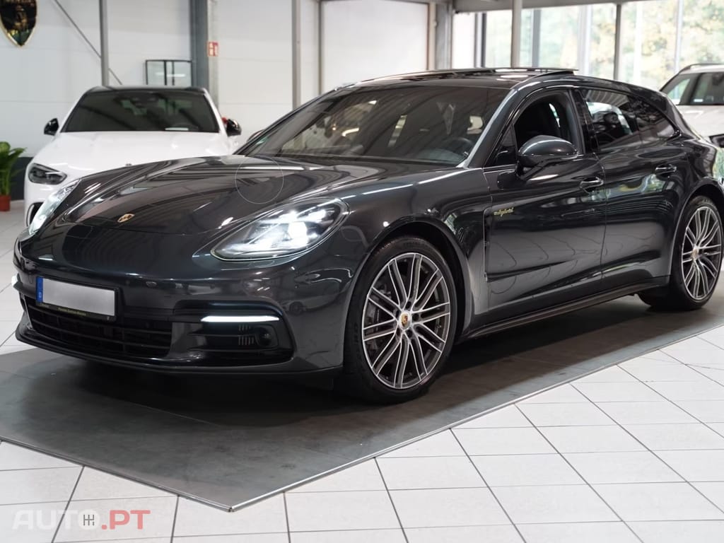 Porsche Panamera ST 4 E-Hybrid