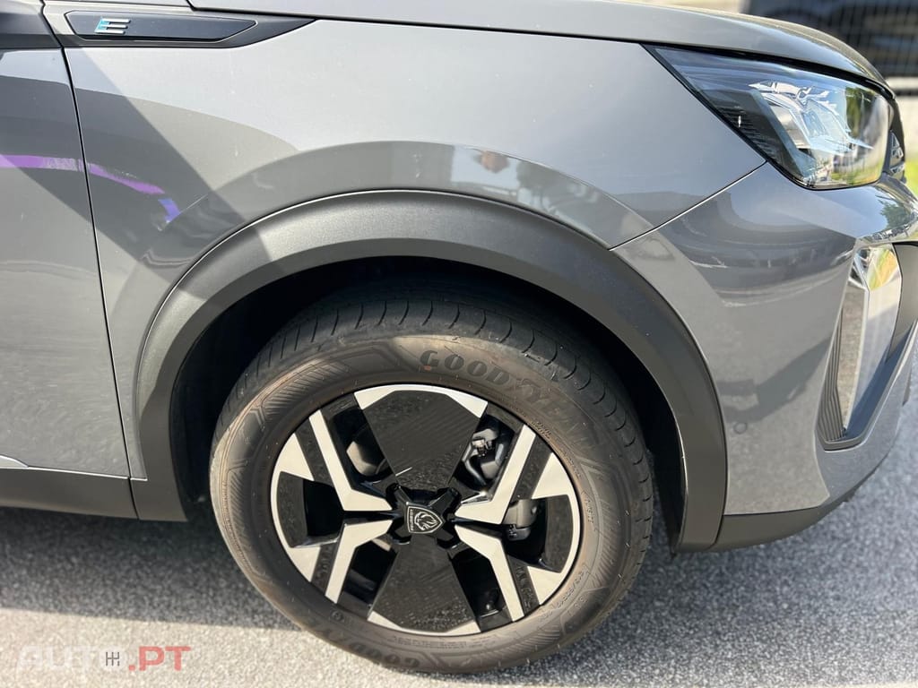 Peugeot E-2008 54 kWh Allure