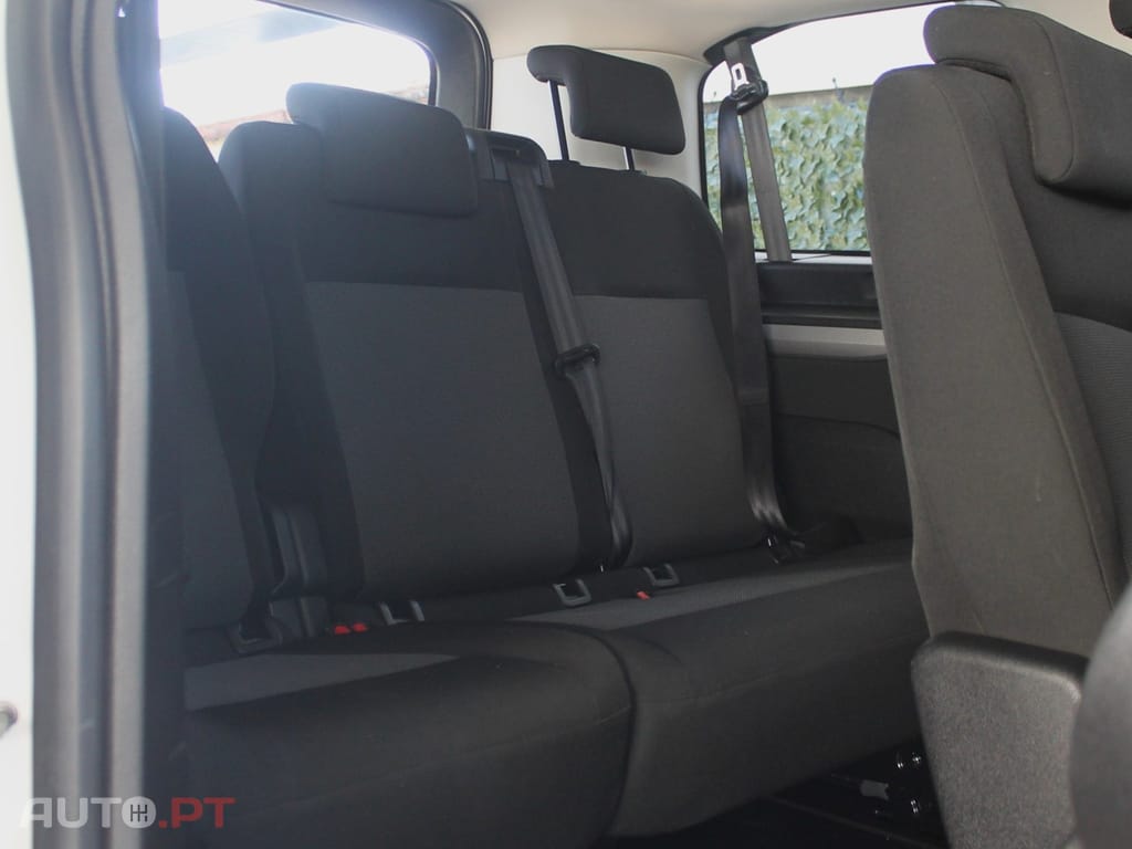 Peugeot Traveller 1.6 BlueHDi L2H1 Business Standard