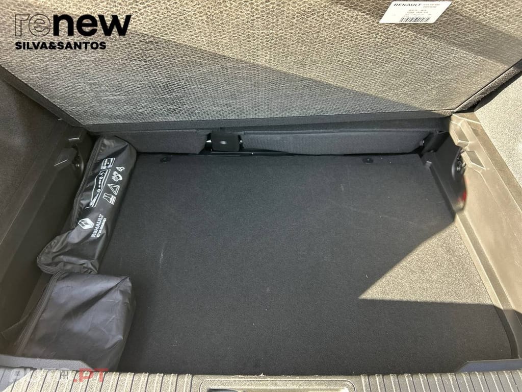 Renault Captur Captur Techno Bi-Fuel 100