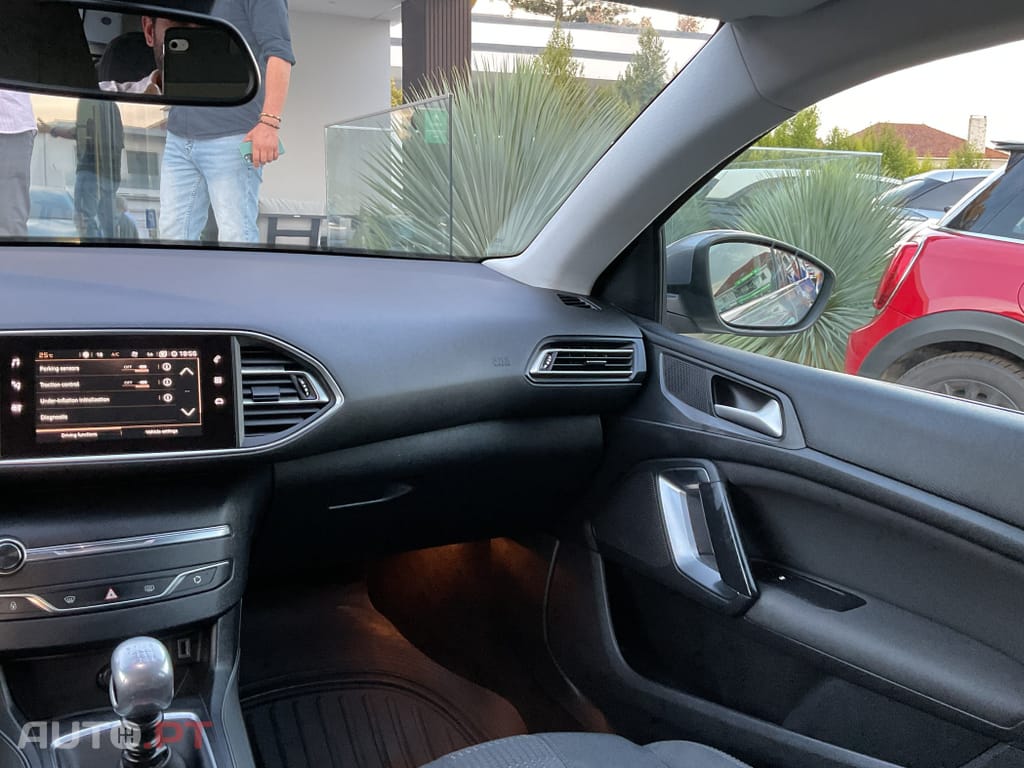 Peugeot 308 SW 1.6 BlueHDi Access