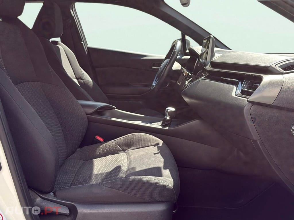 Toyota C-HR 1.8 Hybrid Comfort