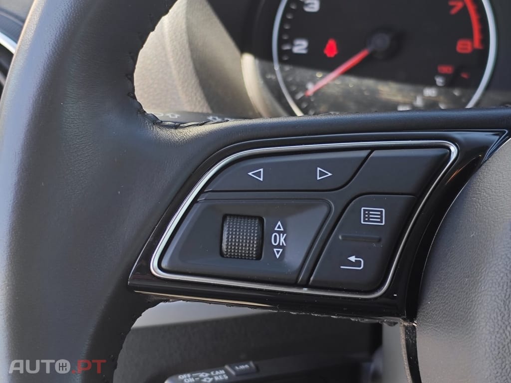 Audi Q2 1.0 TFSI Design