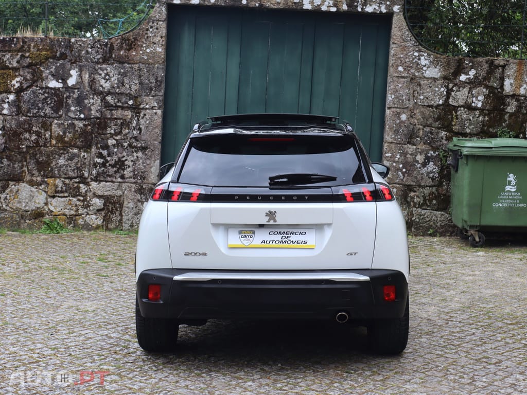 Peugeot 2008 1.5 BlueHDi GT EAT8