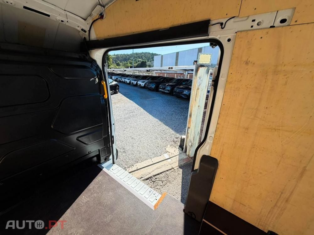 Ford Transit L2H3 Trend