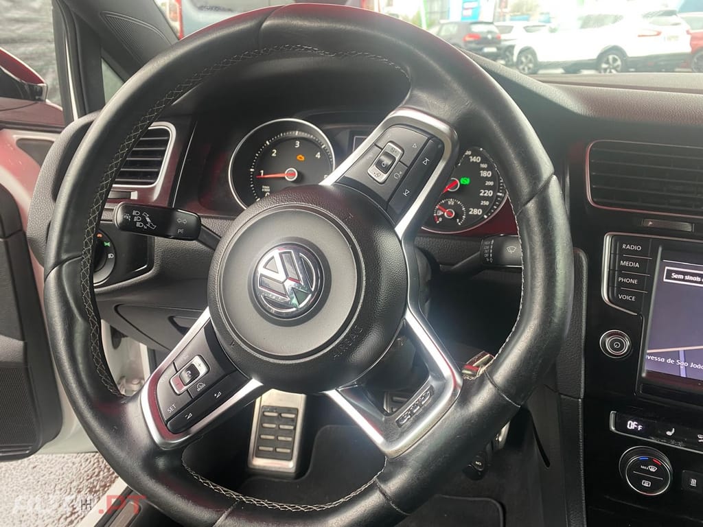 Volkswagen Golf 2.0 TDi GTD DSG