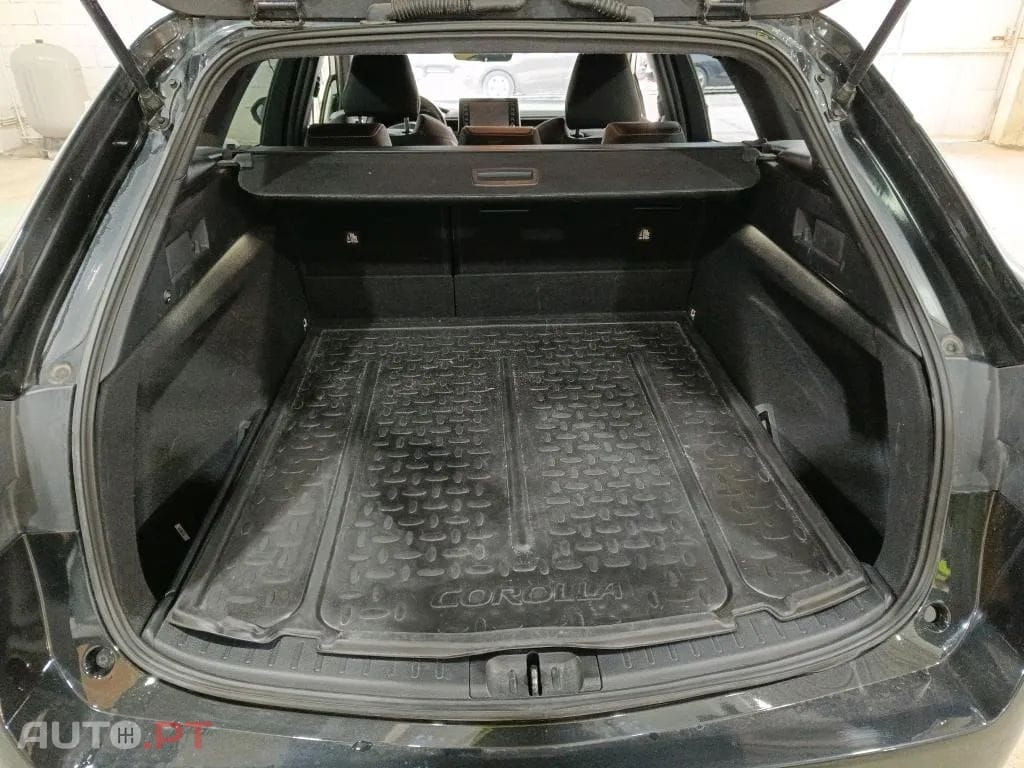 Toyota Corolla Touring Sports 1.8 Hybrid Comfort+P.Sport